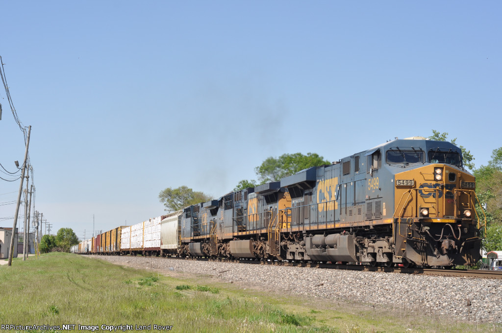 CSXT 5499 East